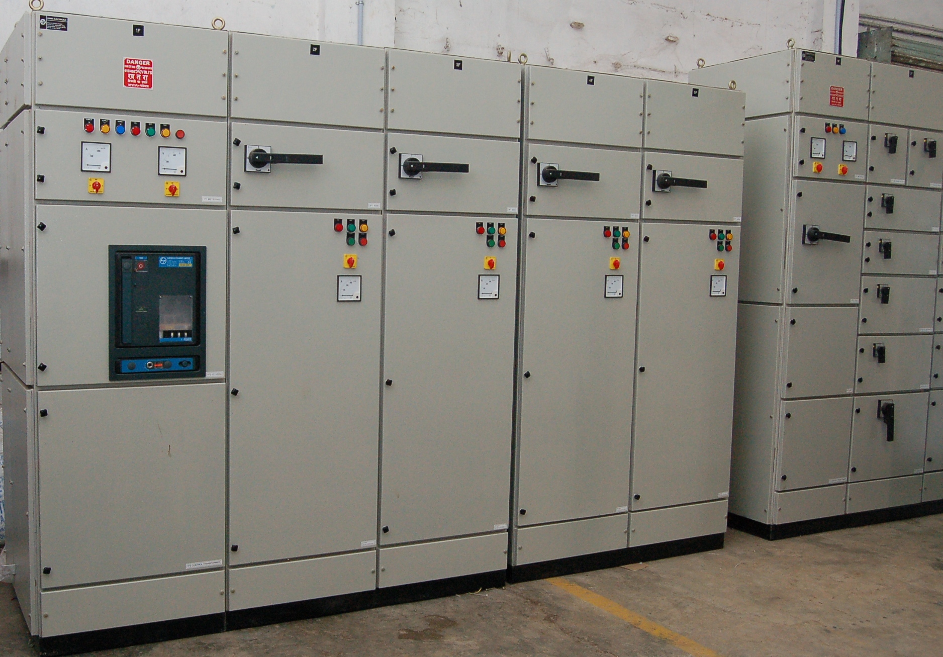 Commercial building systems and interior inspection